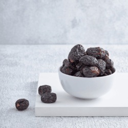 تمر عجوة المدينه المنوره